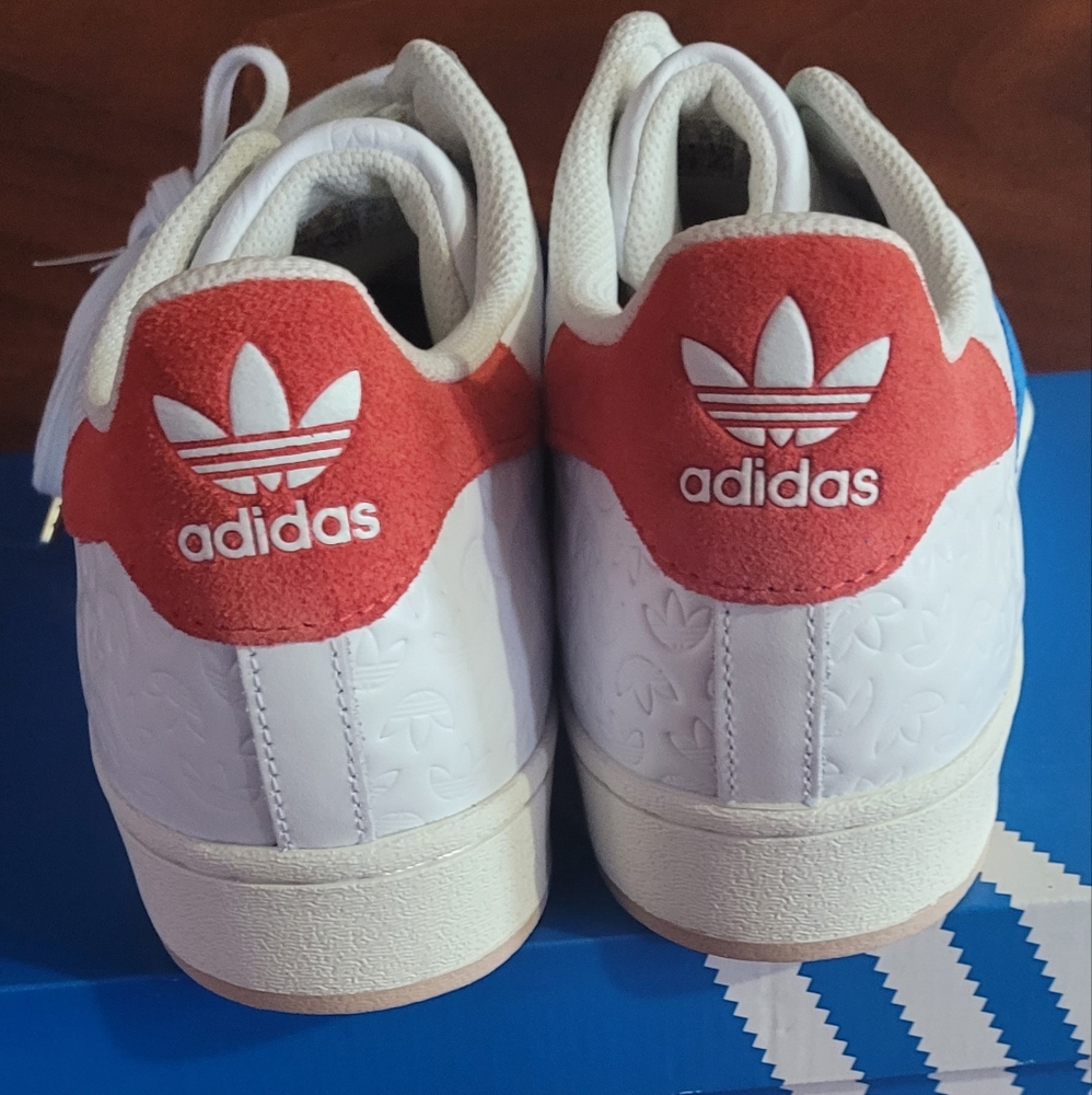 Adidas Superstar - Picture 3 of 8